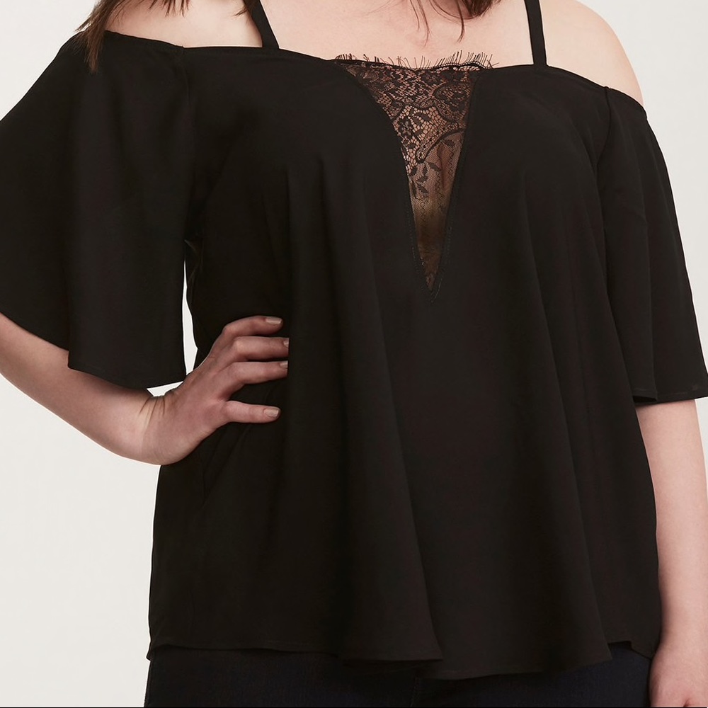 NWOT Torrid Lace Inset Cold Off Shoulder Blouse